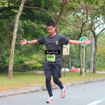 Runner Photo 5668546