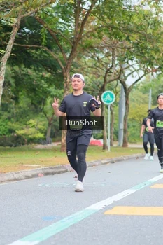 Runner Photo 5668556
