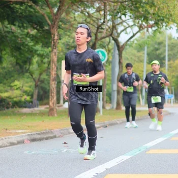 Runner Photo 5668567