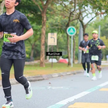 Runner Photo 5668568