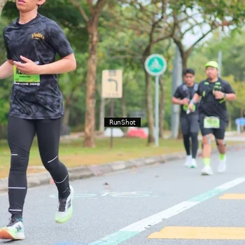 Runner Photo 5668571