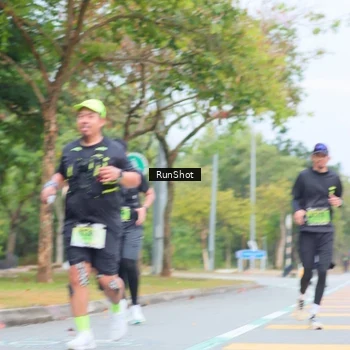 Runner Photo 5668572