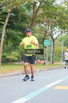 Runner Photo 5668615