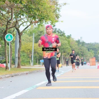 Runner Photo 5668633