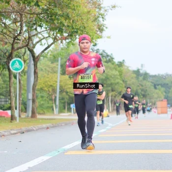 Runner Photo 5668634