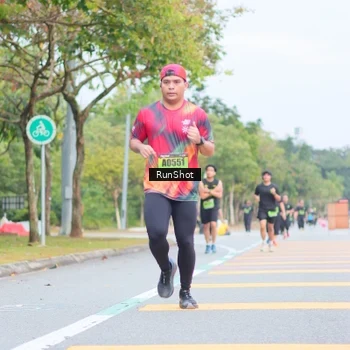 Runner Photo 5668635