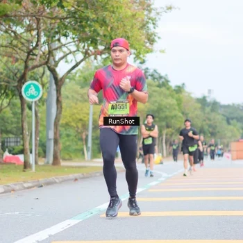 Runner Photo 5668639
