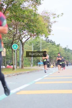 Runner Photo 5668656