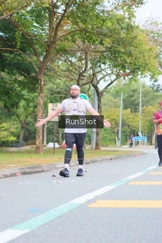 Runner Photo 5668658