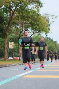 Runner Photo 5668702