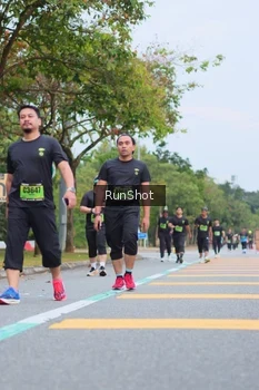 Runner Photo 5668713