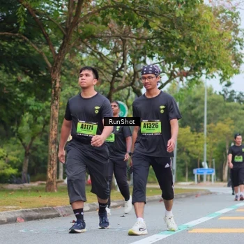 Runner Photo 5668735