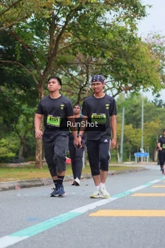 Runner Photo 5668743