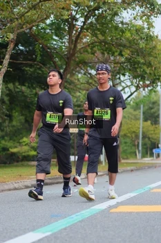 Runner Photo 5668750