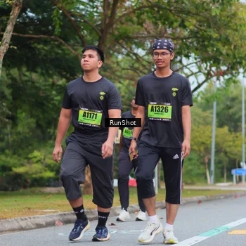 Runner Photo 5668756