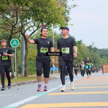 Runner Photo 5668770