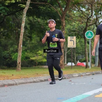Runner Photo 5668779