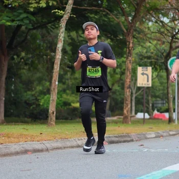 Runner Photo 5668793