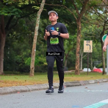 Runner Photo 5668796