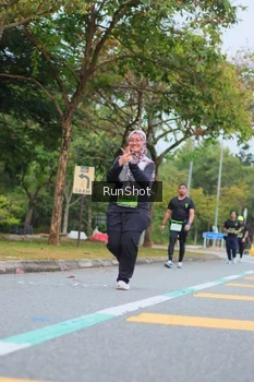Runner Photo 5668881