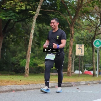 Runner Photo 5668974