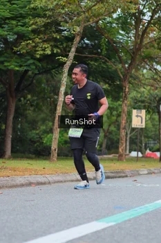 Runner Photo 5668991