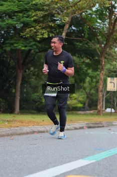 Runner Photo 5669005