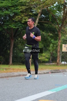 Runner Photo 5669008