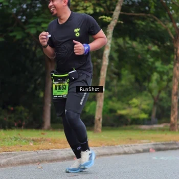 Runner Photo 5669023