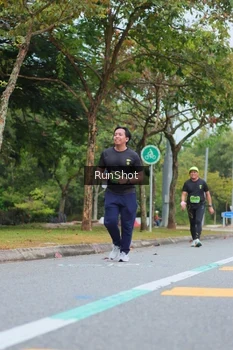 Runner Photo 5669054