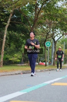 Runner Photo 5669060
