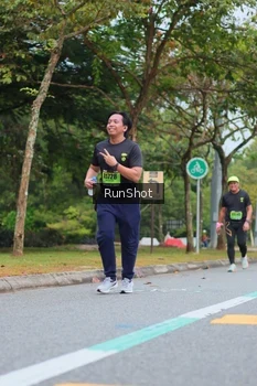 Runner Photo 5669082