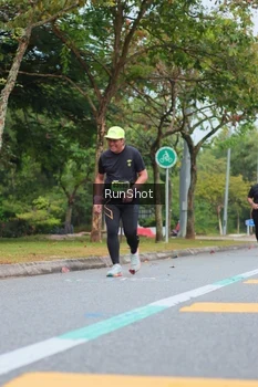 Runner Photo 5669142