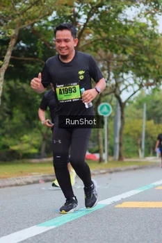 Runner Photo 5669257
