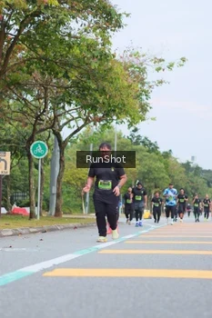 Runner Photo 5669363