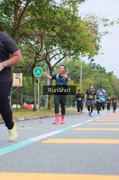 Runner Photo 5669391