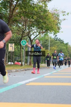 Runner Photo 5669404