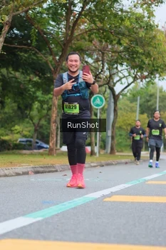 Runner Photo 5669411
