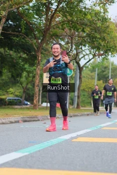 Runner Photo 5669420
