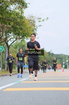 Runner Photo 5669422