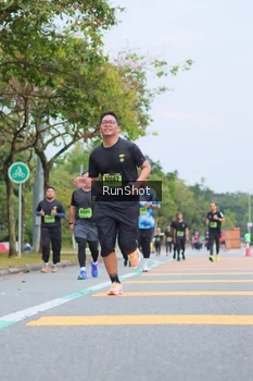 Runner Photo 5669430