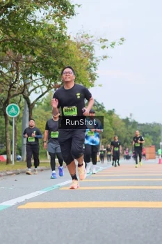 Runner Photo 5669432
