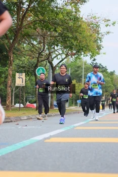 Runner Photo 5669438