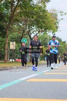Runner Photo 5669439
