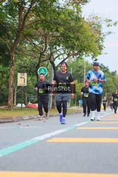 Runner Photo 5669441