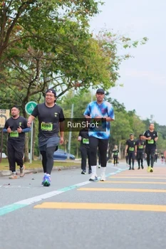 Runner Photo 5669448