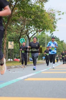 Runner Photo 5669465