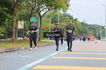 Runner Photo 5669511
