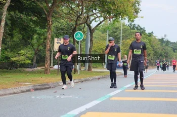 Runner Photo 5669524