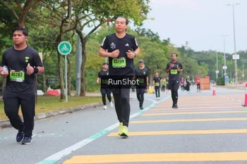 Runner Photo 5669546